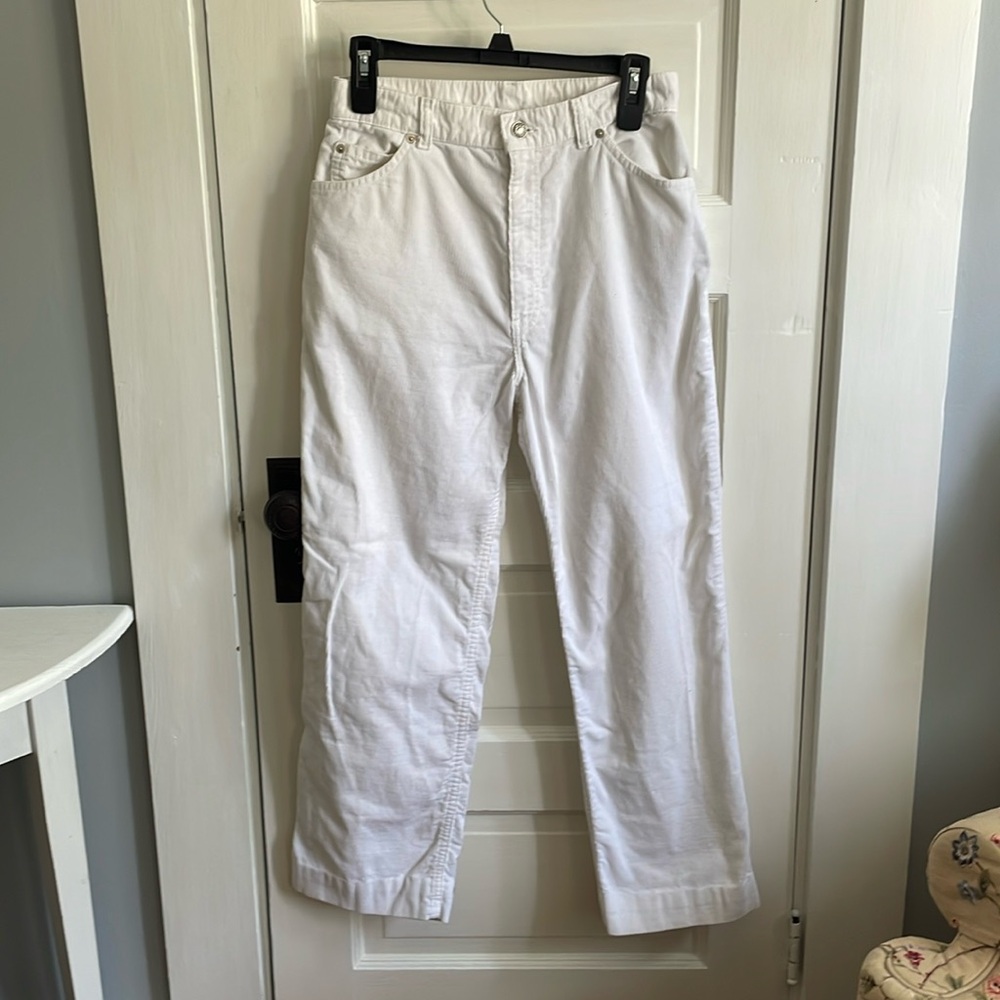 Vintage Levi’s, San Francisco, slightly off white corduroy. Measurements below